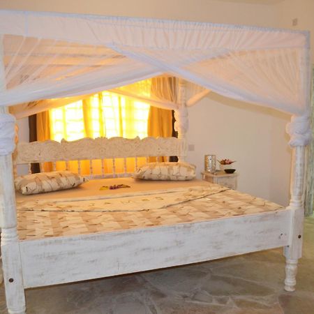 Bed and Breakfast Kimya House, Watamu Zewnętrze zdjęcie